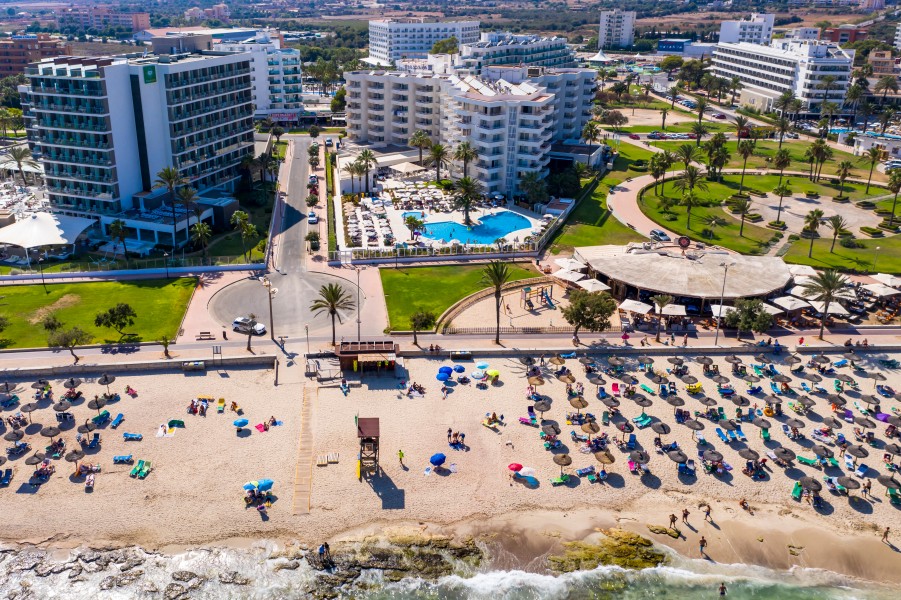 Découvrez Cala Bona : un joyau de Majorque en Espagne