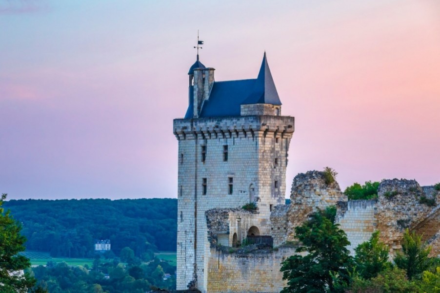 Découvrez le charme de Château Chinon : une ville historique