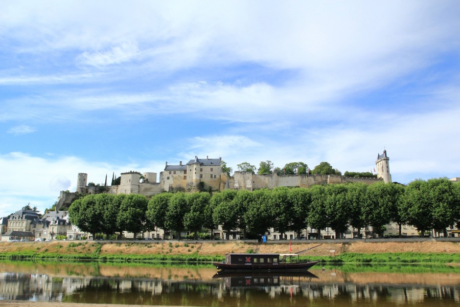 Comment visiter le château de Chinon lors d'une visite guidée ?