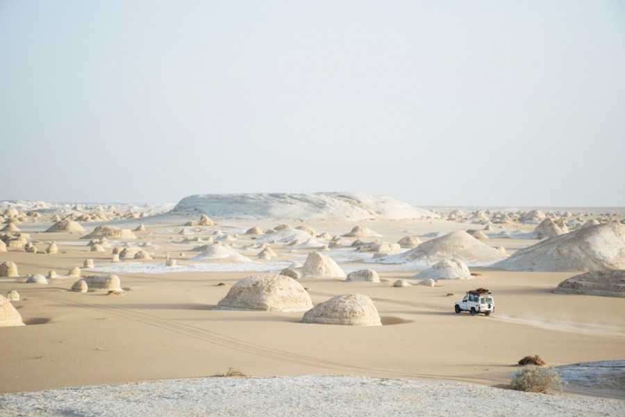 Quels sont les meilleurs moments pour visiter le désert blanc en Égypte ?
